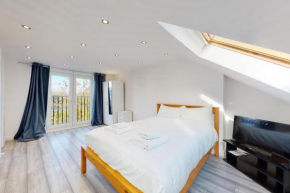 Lovely 2 bedroom flat in Wood Green